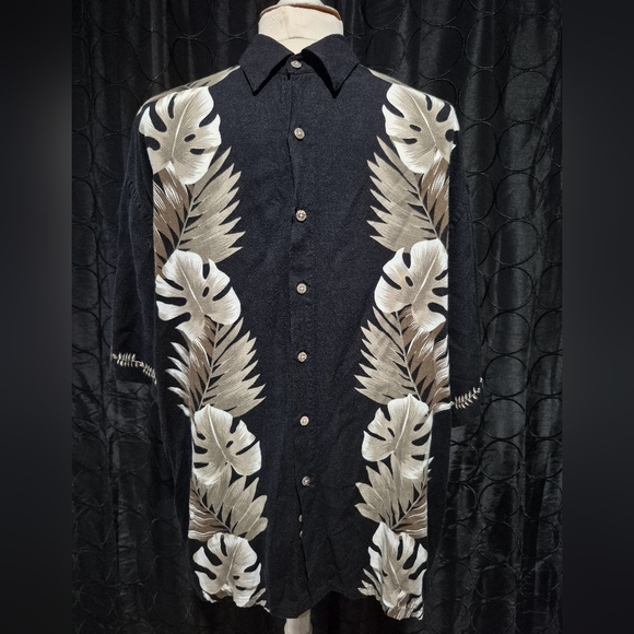CAMPIA MODA Black and Tan Leaf Print Button-Up Shirt - Picture 1 of 3
